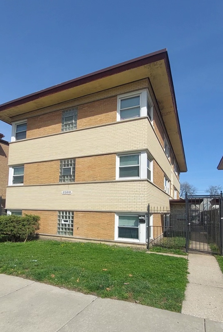 2300 W Garfield Boulevard