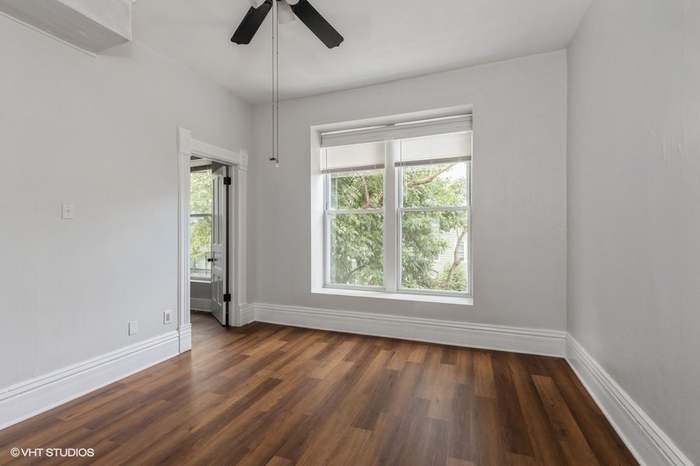 2013 W Moffat Street 3
