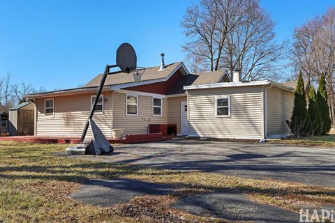 Tiny photo for 42522 N Lake Avenue, Antioch, IL 60002 (MLS # 12590593)