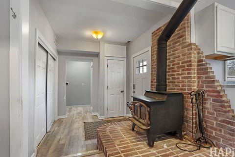 Tiny photo for 42522 N Lake Avenue, Antioch, IL 60002 (MLS # 12590593)