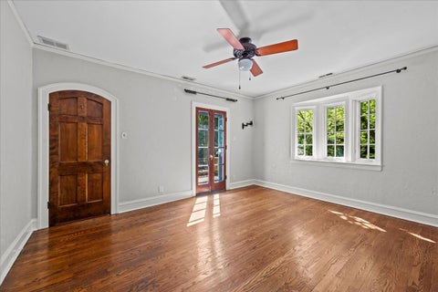 Tiny photo for 2401 Lawndale Avenue, Evanston, IL 60201 (MLS # 12734782)