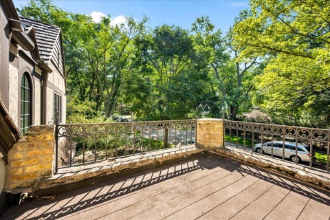 Tiny photo for 2401 Lawndale Avenue, Evanston, IL 60201 (MLS # 12734782)