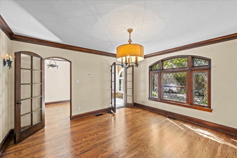 Tiny photo for 2401 Lawndale Avenue, Evanston, IL 60201 (MLS # 12734782)
