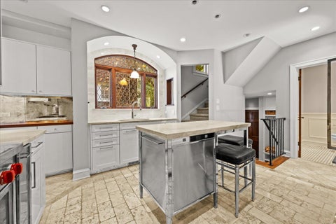 Tiny photo for 2401 Lawndale Avenue, Evanston, IL 60201 (MLS # 12734782)