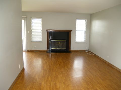 Tiny photo for 290 Green Knoll Lane #290, Streamwood, IL 60107 (MLS # 12454006)