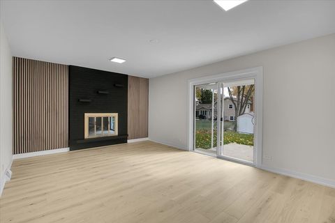 Tiny photo for 1109 71st Street, Darien, IL 60561 (MLS # 12553014)