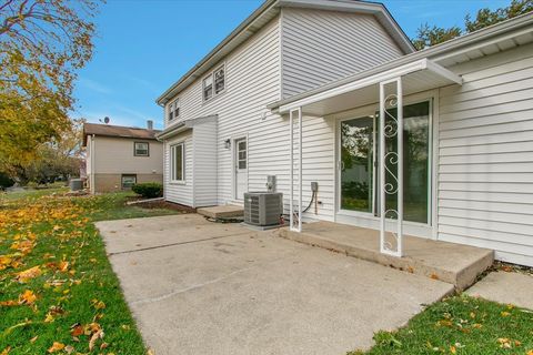 Tiny photo for 1109 71st Street, Darien, IL 60561 (MLS # 12553014)
