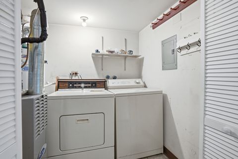 Tiny photo for 13615 Royal Court #309, Crestwood, IL 60418 (MLS # 12622286)