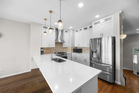 Tiny photo for 5230 S University Avenue #D, Chicago, IL 60615 (MLS # 12502223)