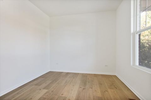 Tiny photo for 40 Tournament Drive, Hawthorn Woods, IL 60047 (MLS # 12491607)