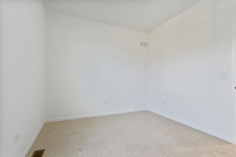 Tiny photo for 40 Tournament Drive, Hawthorn Woods, IL 60047 (MLS # 12491607)