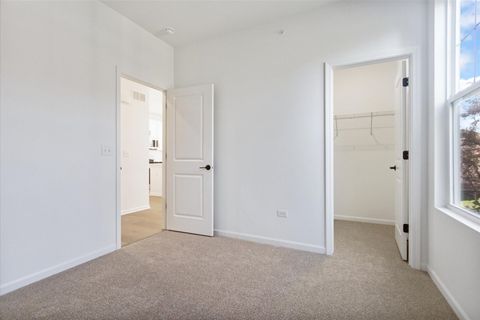 Tiny photo for 40 Tournament Drive, Hawthorn Woods, IL 60047 (MLS # 12491607)