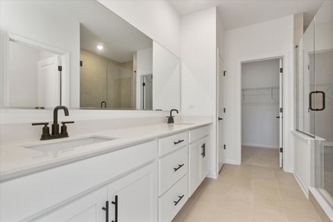 Tiny photo for 40 Tournament Drive, Hawthorn Woods, IL 60047 (MLS # 12491607)