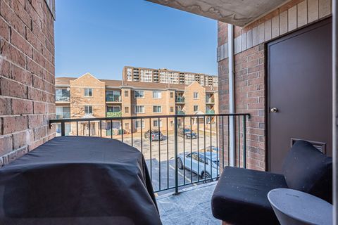 Tiny photo for 5351 N East River Road #202, Chicago, IL 60656 (MLS # 12581803)