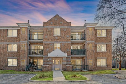 5351 N East River Road 202 Chicago IL 60656