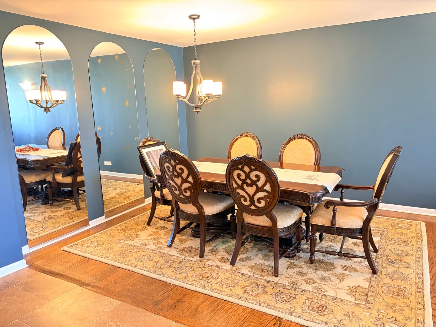 2000 Saint Regis Drive 7J