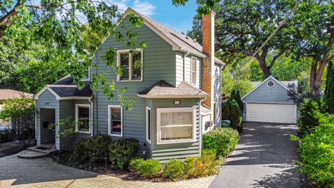 A home in Grayslake