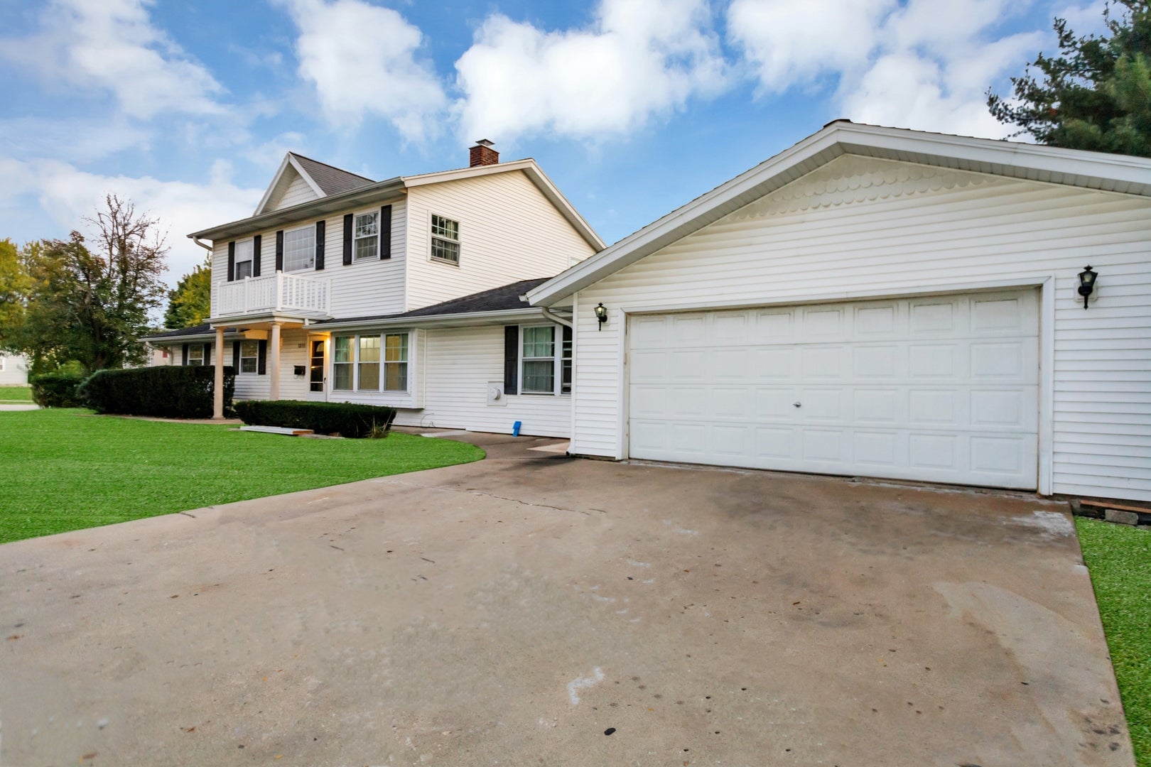 1235 W Schaumburg Road