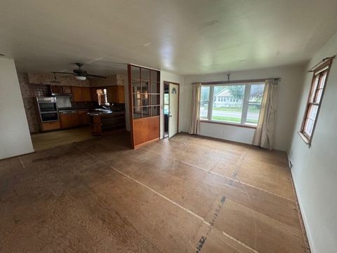 Tiny photo for 215 N Ohio Street, Aurora, IL 60505 (MLS # 12498829)