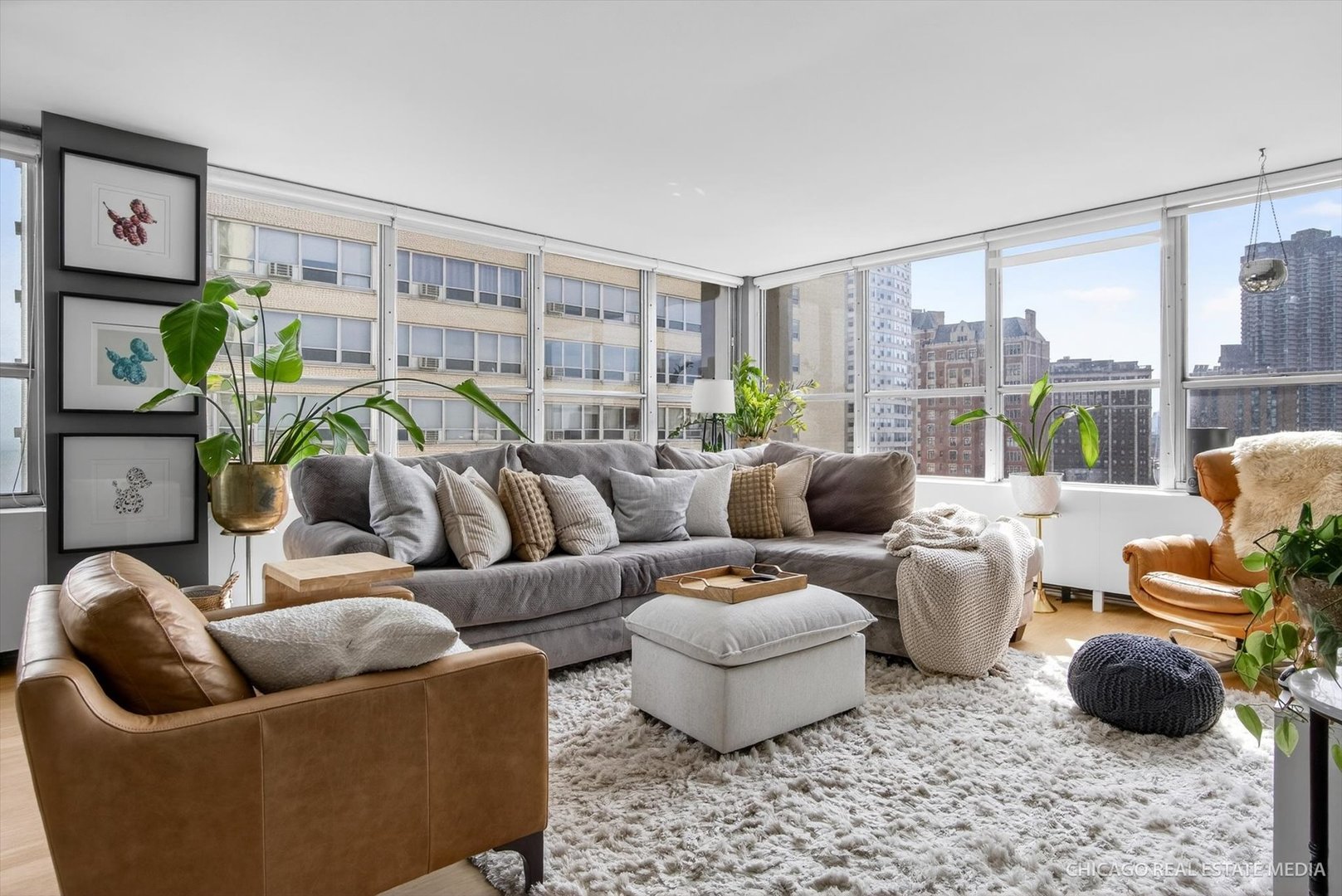 655 W IRVING PARK Road 1101