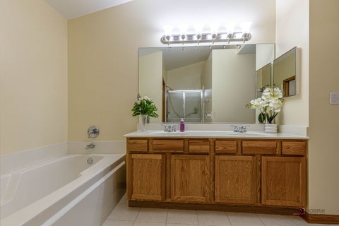 Tiny photo for 1283 Georgetown Way, Vernon Hills, IL 60061 (MLS # 12719625)