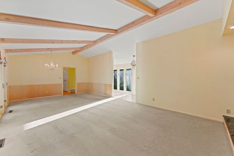 Tiny photo for 704 Saint Andrews Lane, Crystal Lake, IL 60014 (MLS # 12505801)