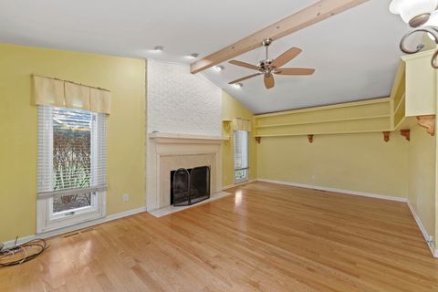 Tiny photo for 704 Saint Andrews Lane, Crystal Lake, IL 60014 (MLS # 12505801)