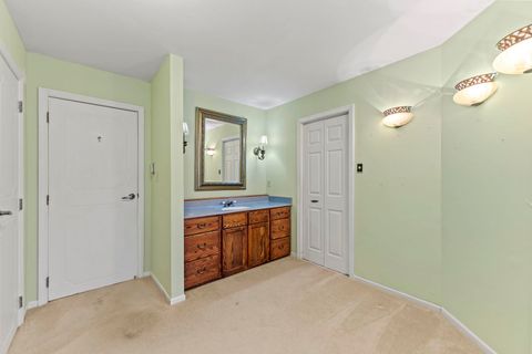 Tiny photo for 704 Saint Andrews Lane, Crystal Lake, IL 60014 (MLS # 12505801)