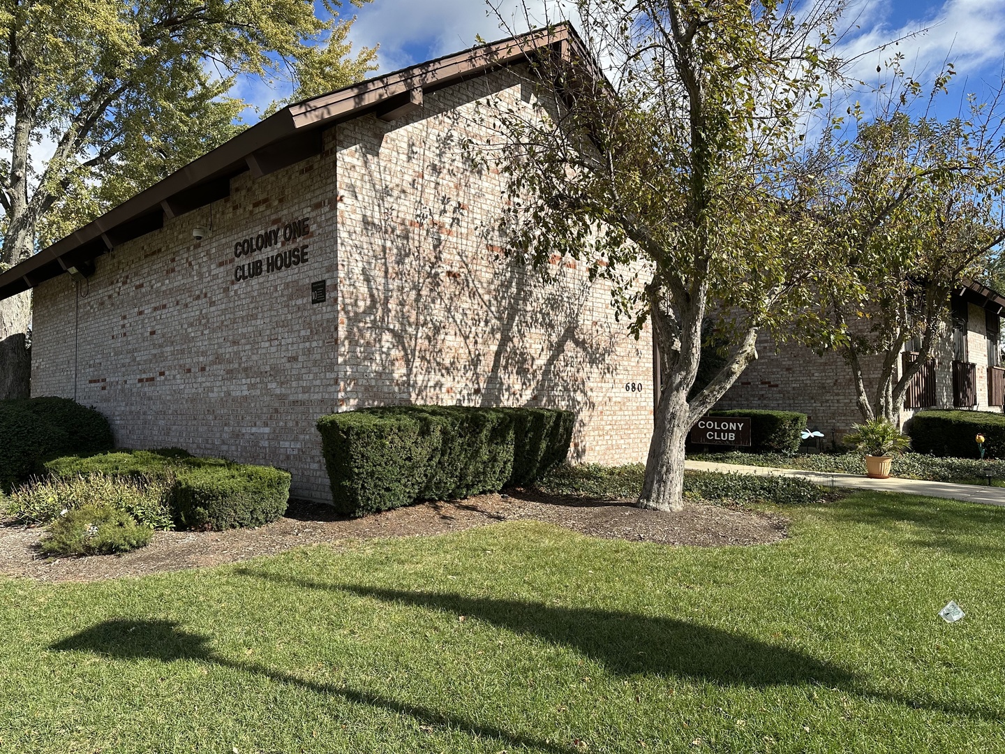 Crystal Lake, Illinois 60014, United States, 3 Bedrooms Bedrooms, ,3 BathroomsBathrooms,Residential,Active,236928