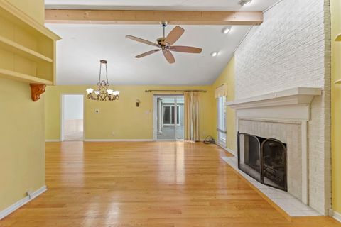 Tiny photo for 704 Saint Andrews Lane, Crystal Lake, IL 60014 (MLS # 12505801)