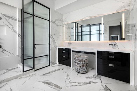 Tiny photo for 132 E Delaware Place #6206, Chicago, IL 60611 (MLS # 12745959)