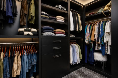 Tiny photo for 132 E Delaware Place #6206, Chicago, IL 60611 (MLS # 12745959)