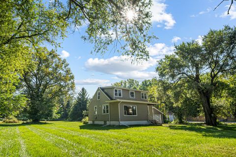 Tiny photo for 1725 E 158th Street, South Holland, IL 60473 (MLS # 12474605)