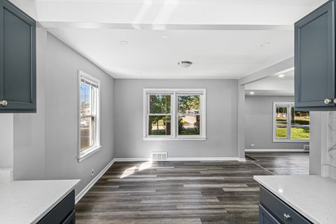 Tiny photo for 1725 E 158th Street, South Holland, IL 60473 (MLS # 12474605)