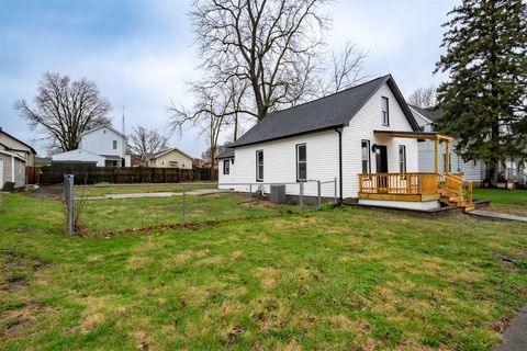 Tiny photo for 1022 W Taylor Street, Bloomington, IL 61701 (MLS # 12607706)