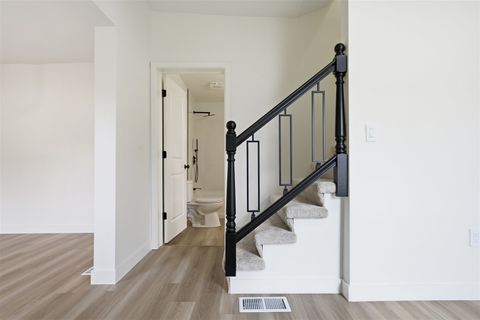 Tiny photo for 1022 W Taylor Street, Bloomington, IL 61701 (MLS # 12607706)