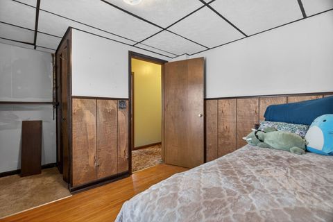 Tiny photo for 806 16th Street, Mendota, IL 61342 (MLS # 12585385)