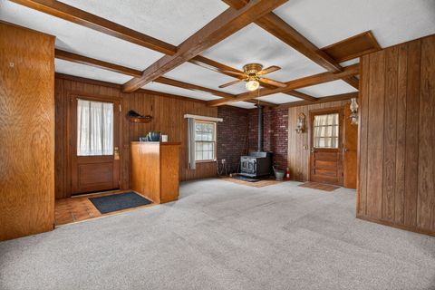 Tiny photo for 806 16th Street, Mendota, IL 61342 (MLS # 12585385)