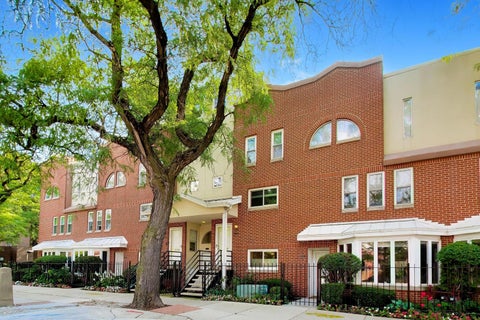 Tiny photo for 701 S Carpenter Street #C, Chicago, IL 60607 (MLS # 12735913)