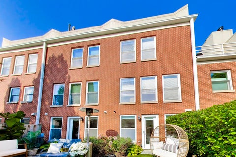 Tiny photo for 701 S Carpenter Street #C, Chicago, IL 60607 (MLS # 12735913)