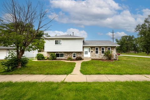 Tiny photo for 15100 Kostner Avenue, Midlothian, IL 60445 (MLS # 12425321)