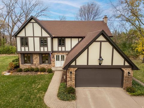 Tiny photo for 530 Mark Lane, Downers Grove, IL 60516 (MLS # 12541197)