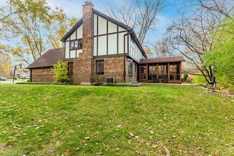 Tiny photo for 530 Mark Lane, Downers Grove, IL 60516 (MLS # 12541197)