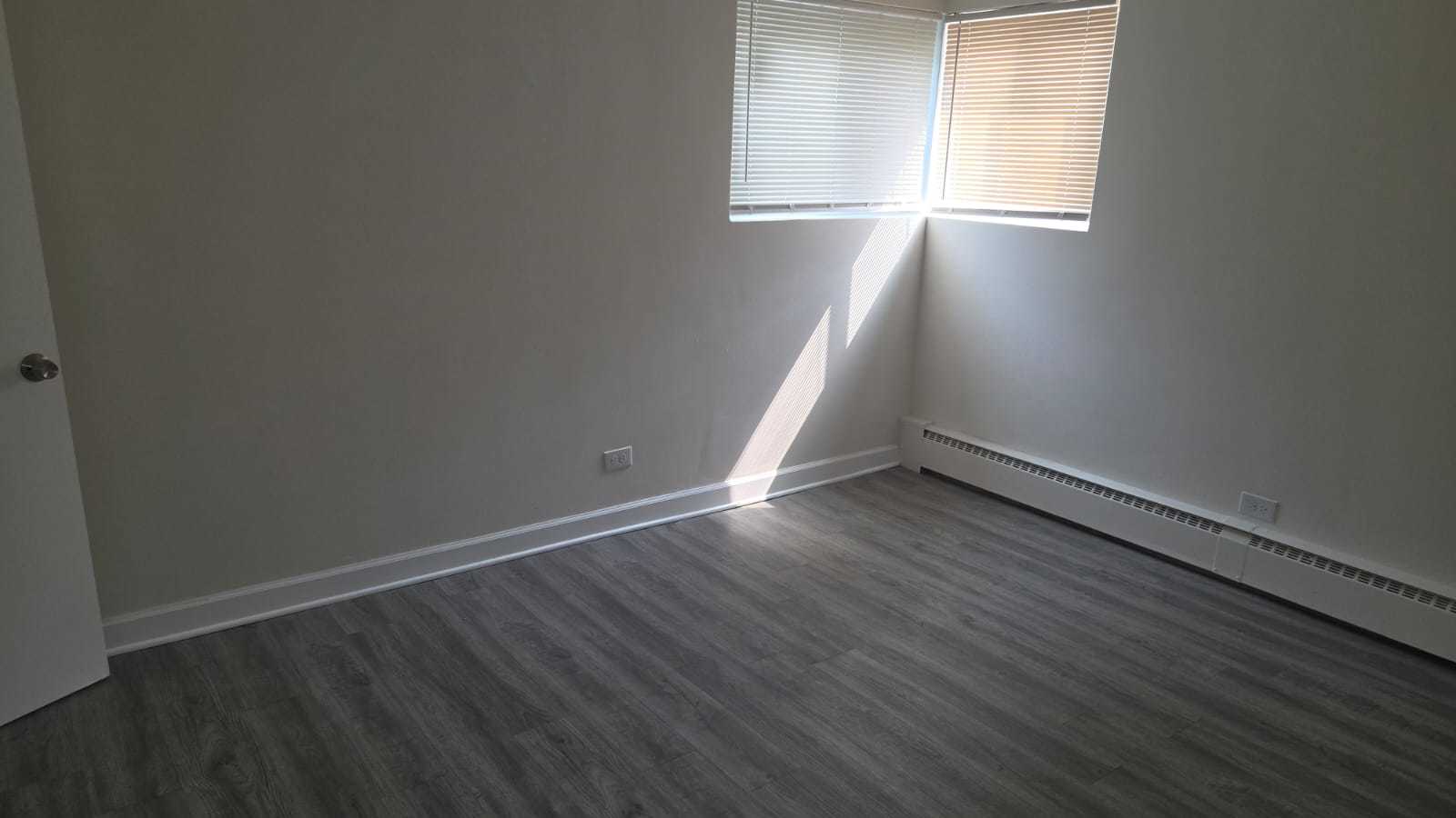 14605 Des Plaines Street 1E