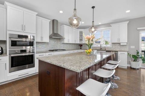 Tiny photo for 18 N Acacia Drive, Hawthorn Woods, IL 60047 (MLS # 12772862)