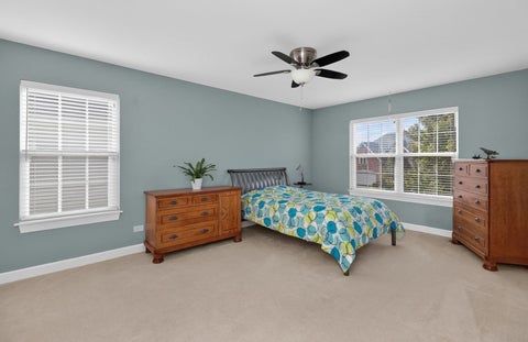 Tiny photo for 18 N Acacia Drive, Hawthorn Woods, IL 60047 (MLS # 12772862)