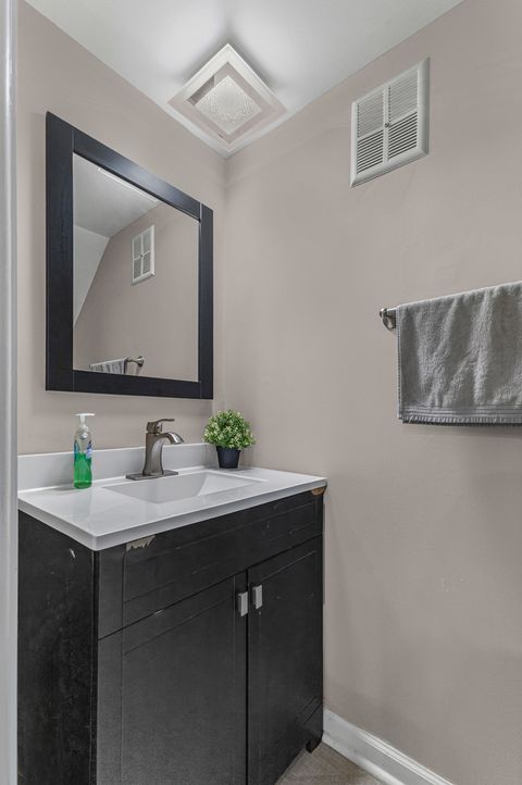 Tiny photo for 2100 Country Club Drive, Woodridge, IL 60517 (MLS # 12489682)