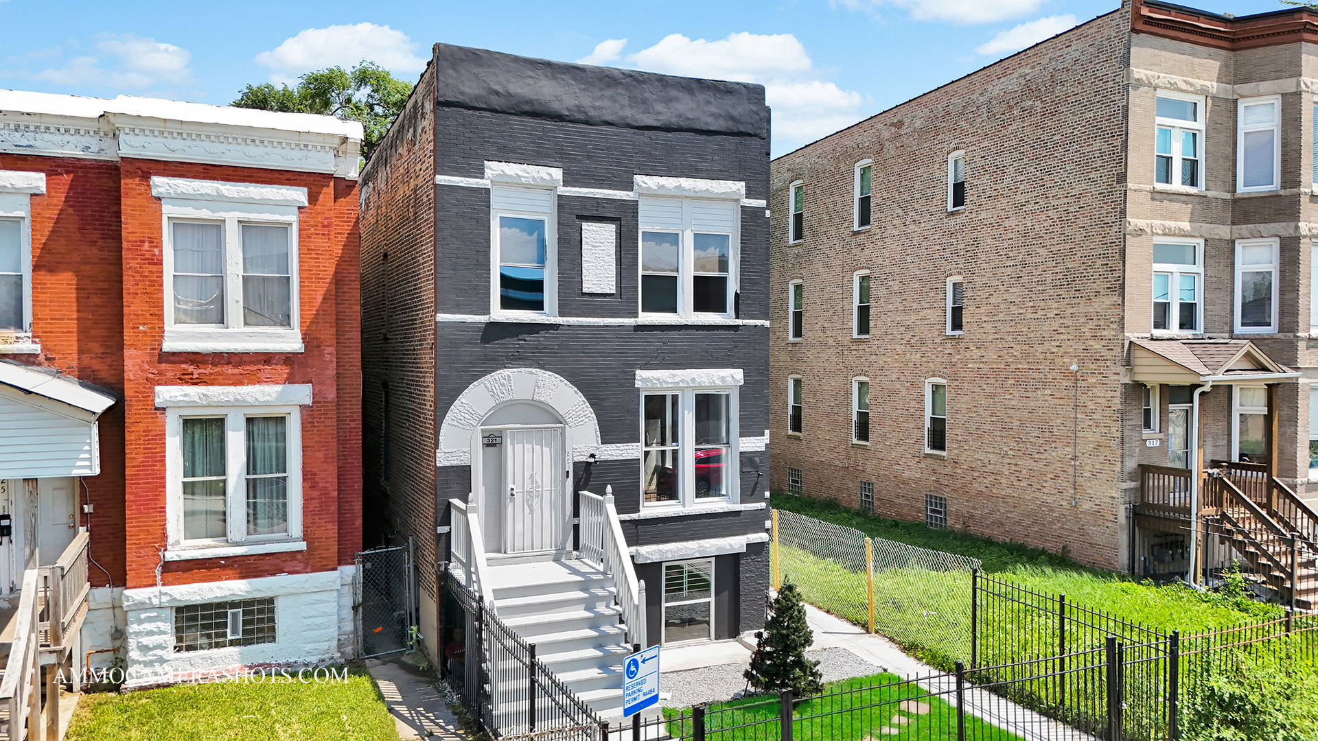 321 N Avers Avenue