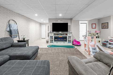 Tiny photo for 3126 Jersey Ridge Road, Davenport, IA 52807 (MLS # 12610758)