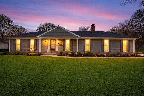 Photo of 3126 Jersey Ridge Road, Davenport, IA 52807 (MLS # 12610758)